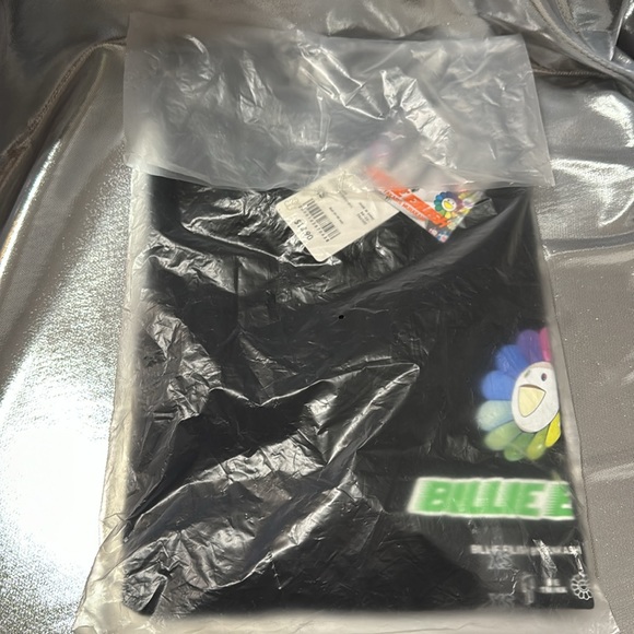 New Billie Eilish by Takashi Murakami UT Short Sleeve Oversized Graphic - Picture 7 of 9